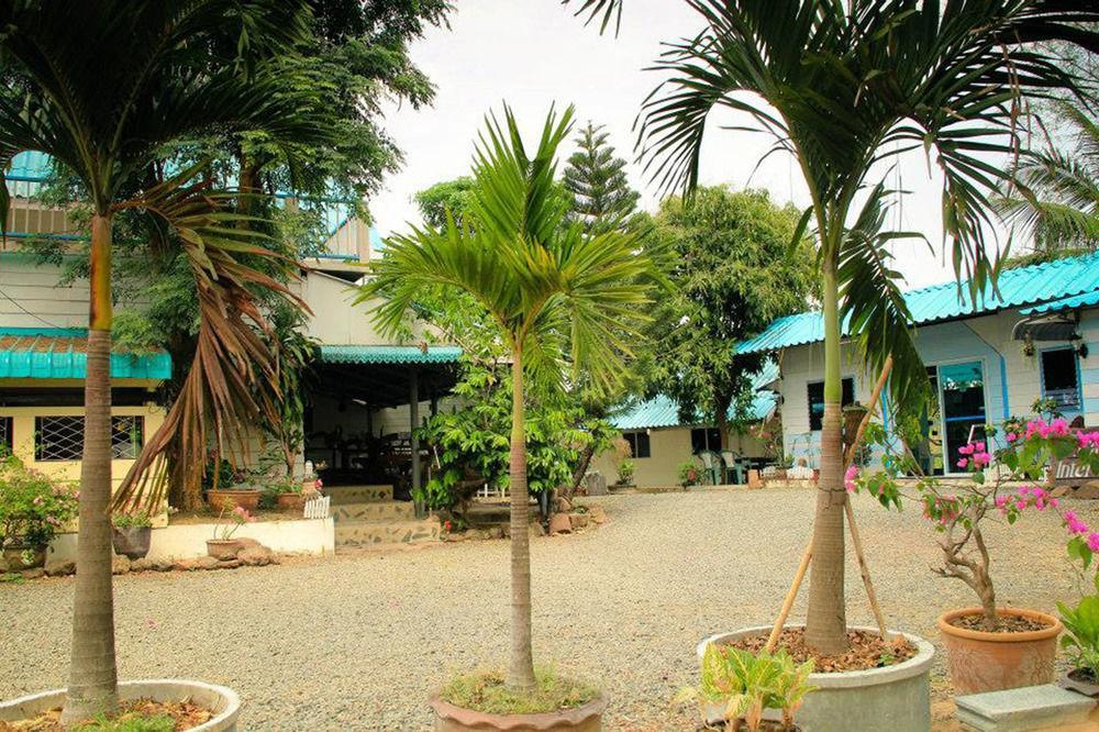 P.California Inter Hostel Nang Rong Exterior foto